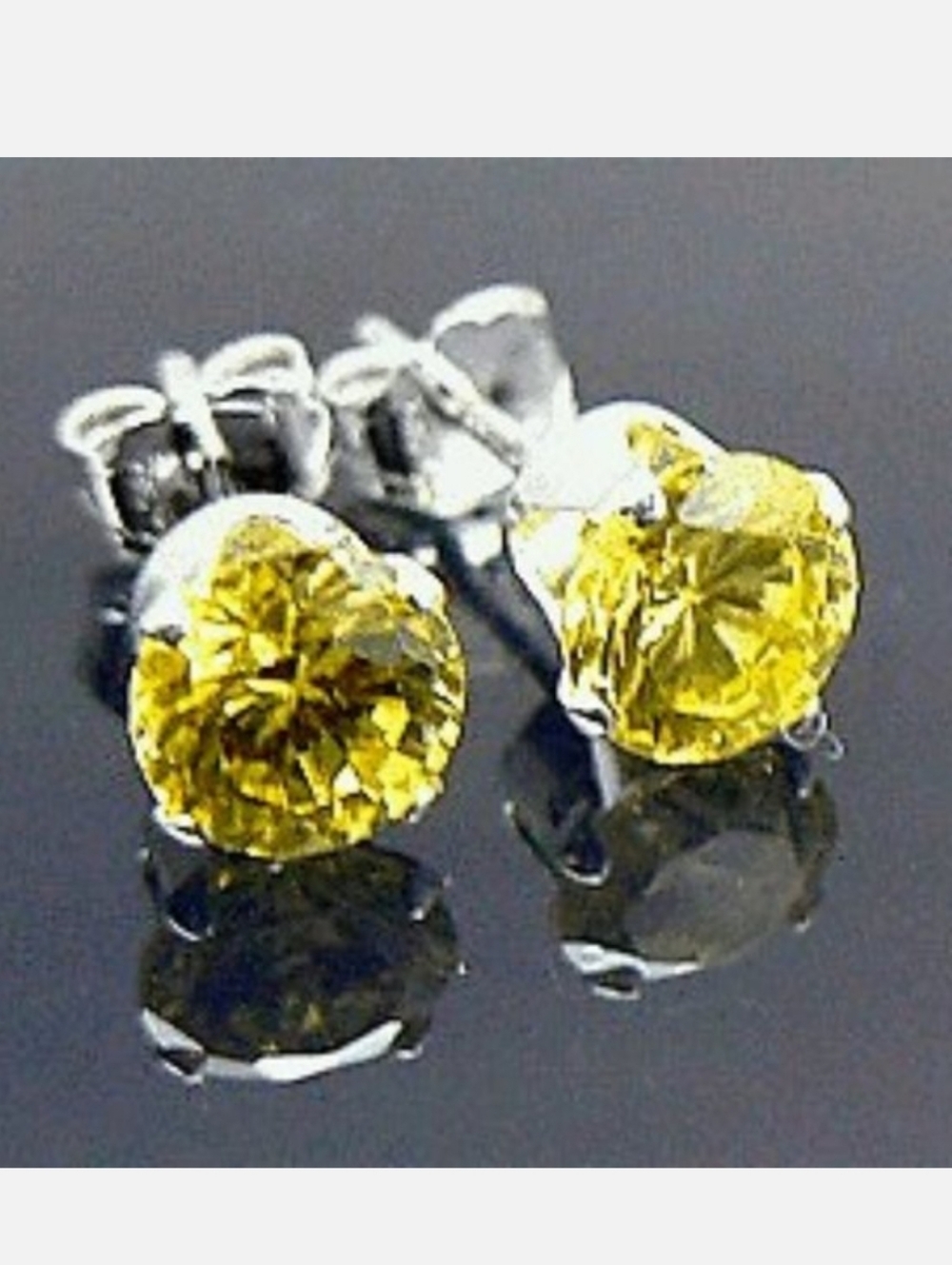1.0 ctw Round solitaire citrine Silver earrings